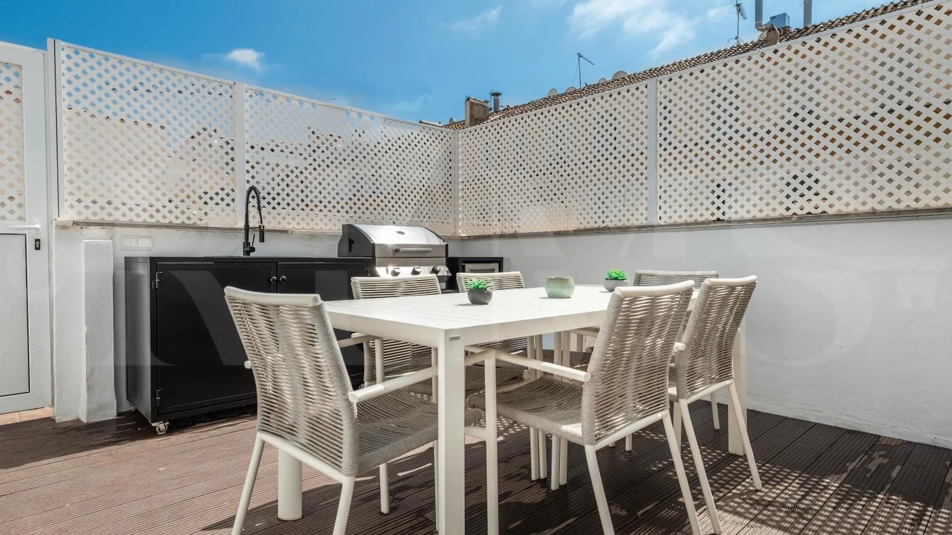 Sophisticated Apartment & Private Terrace - Center By Rems Malaga