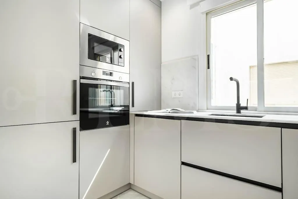 Sophisticated Apartment & Private Terrace - Center By Rems Malaga