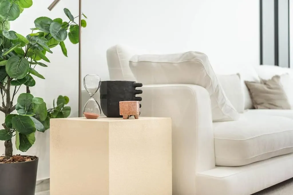 Sophisticated Apartment & Private Terrace - Center By Rems Málaga